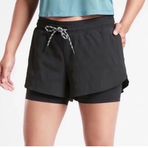 ATHLETA Women's Black CREST 2 in 1 Shortie  Shorts Size 14